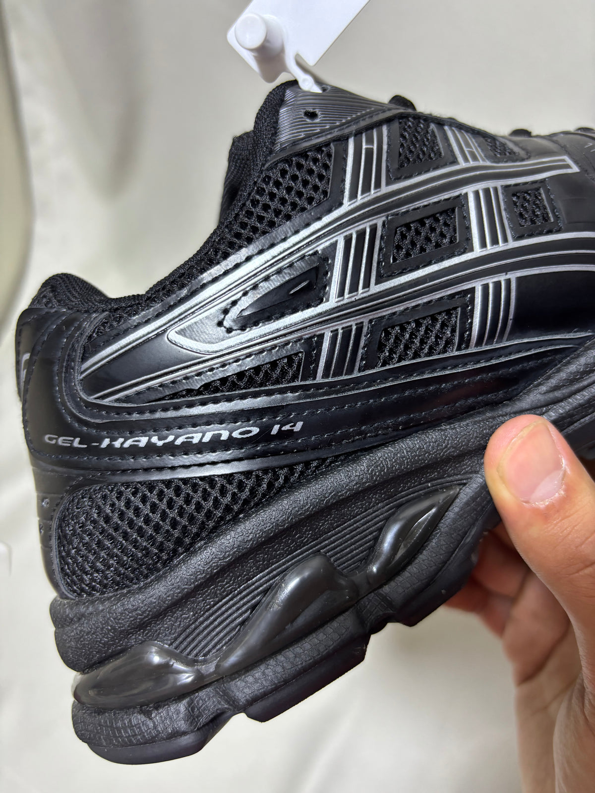 asics gel kayano 14