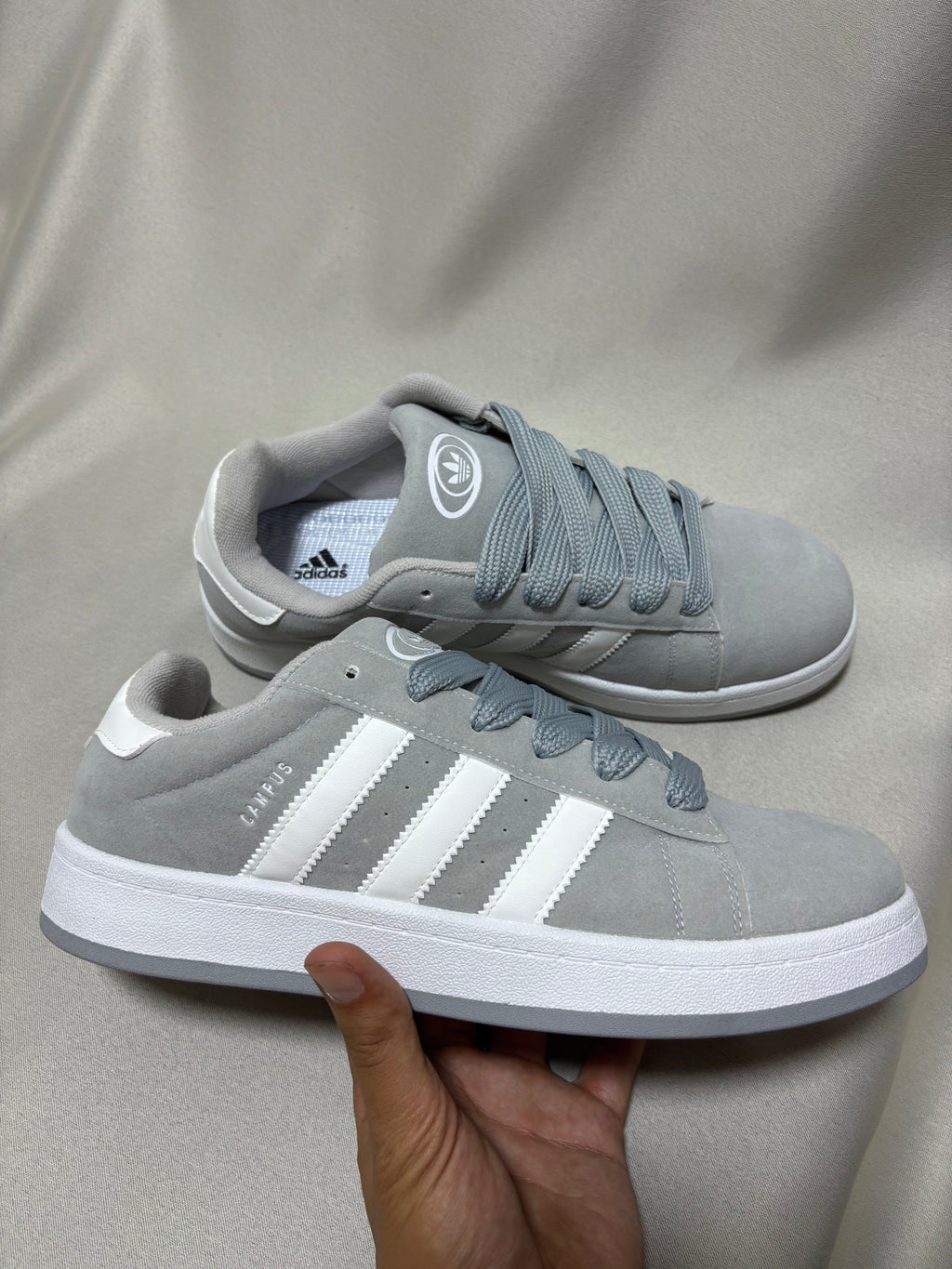 Adidas campus