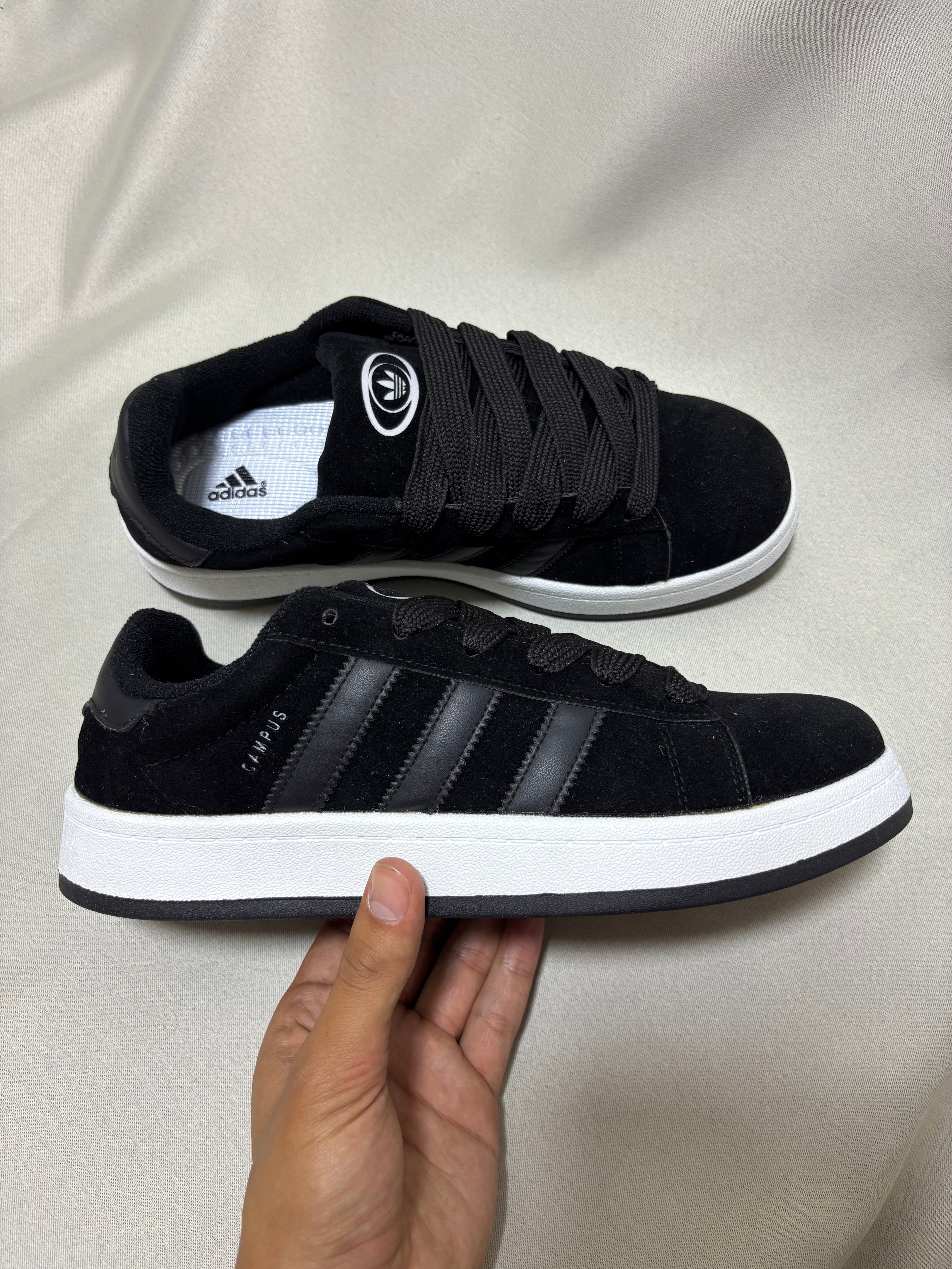 Adidas campus