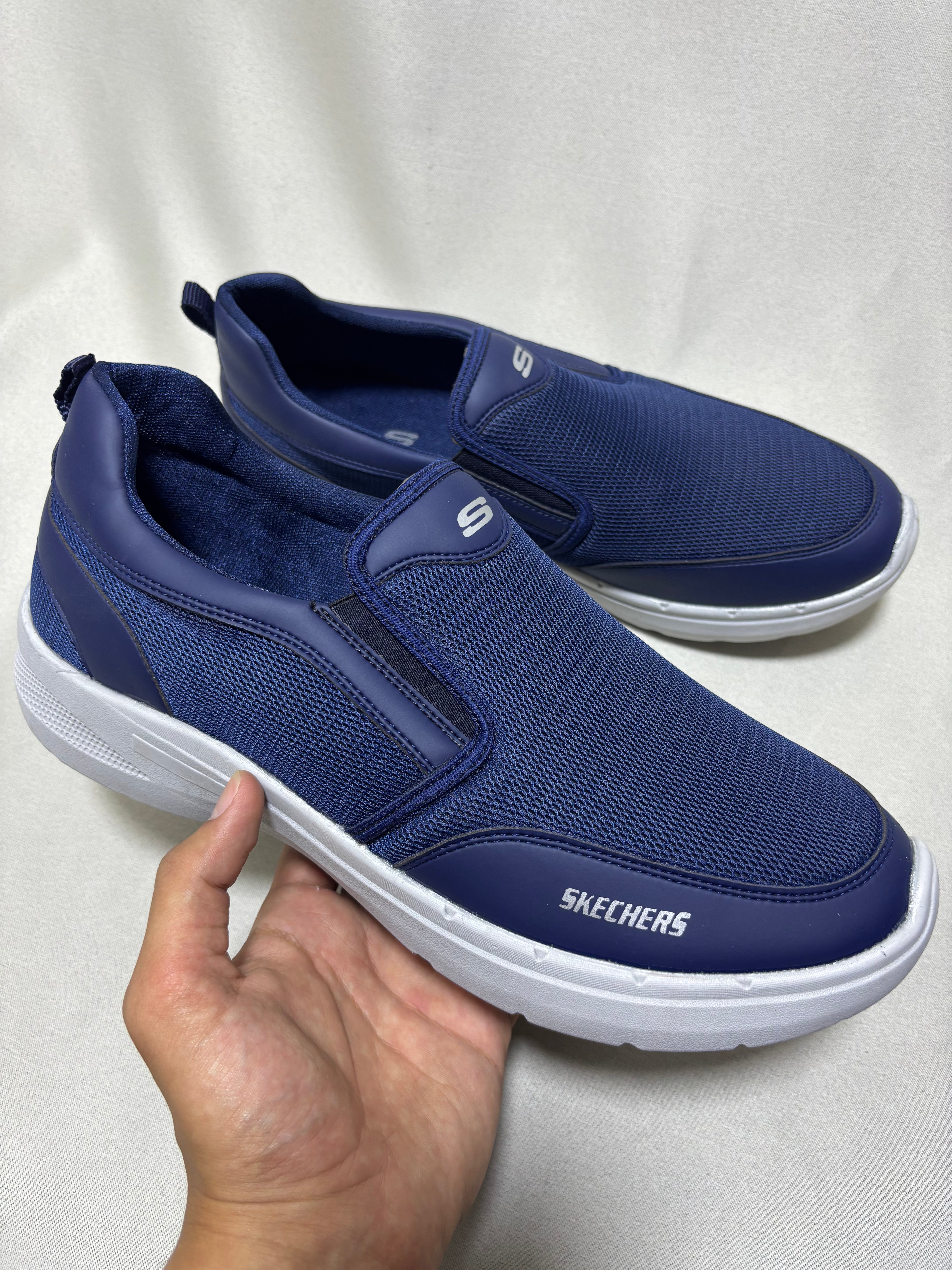 Skechers big