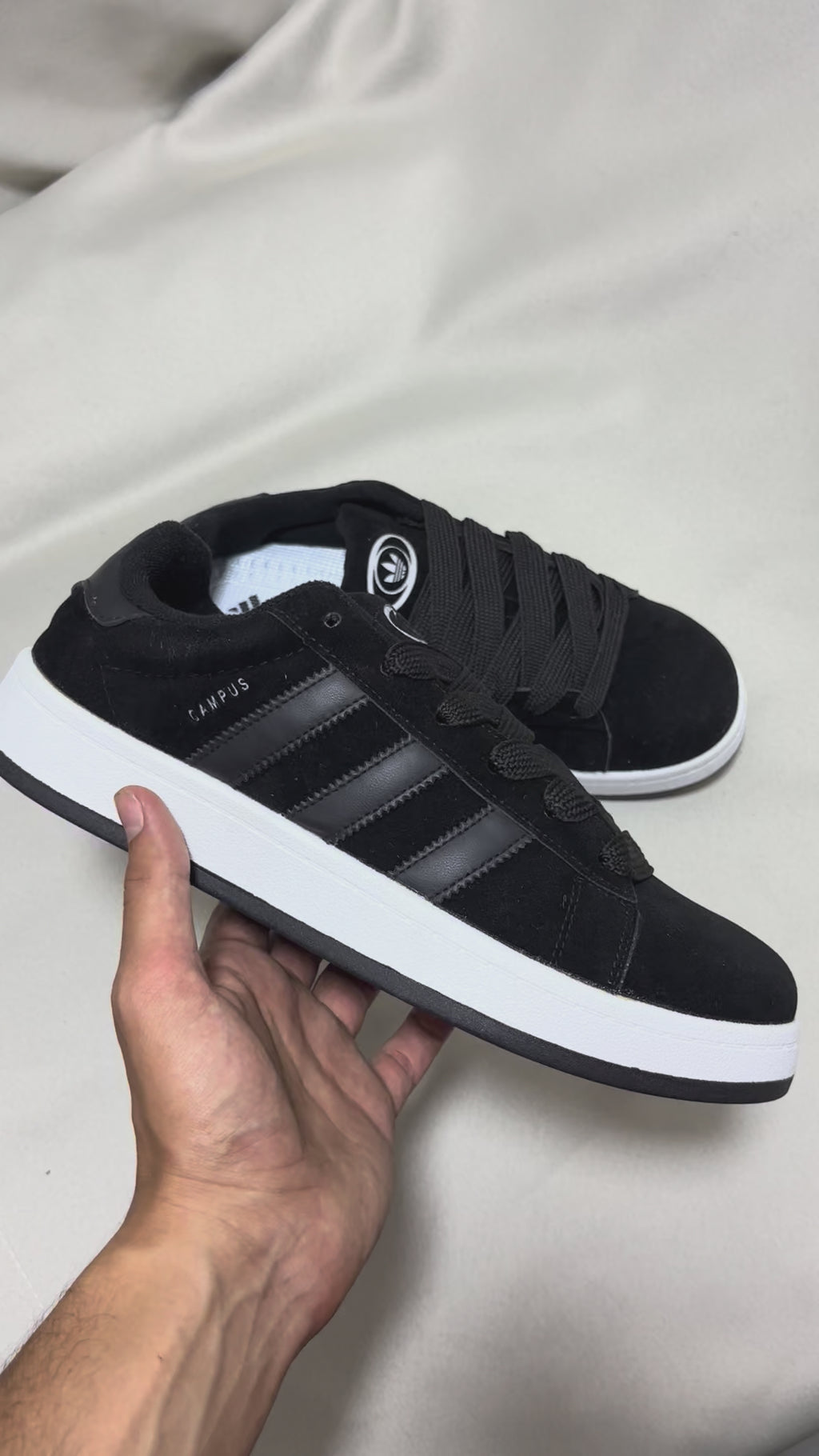 Adidas campus