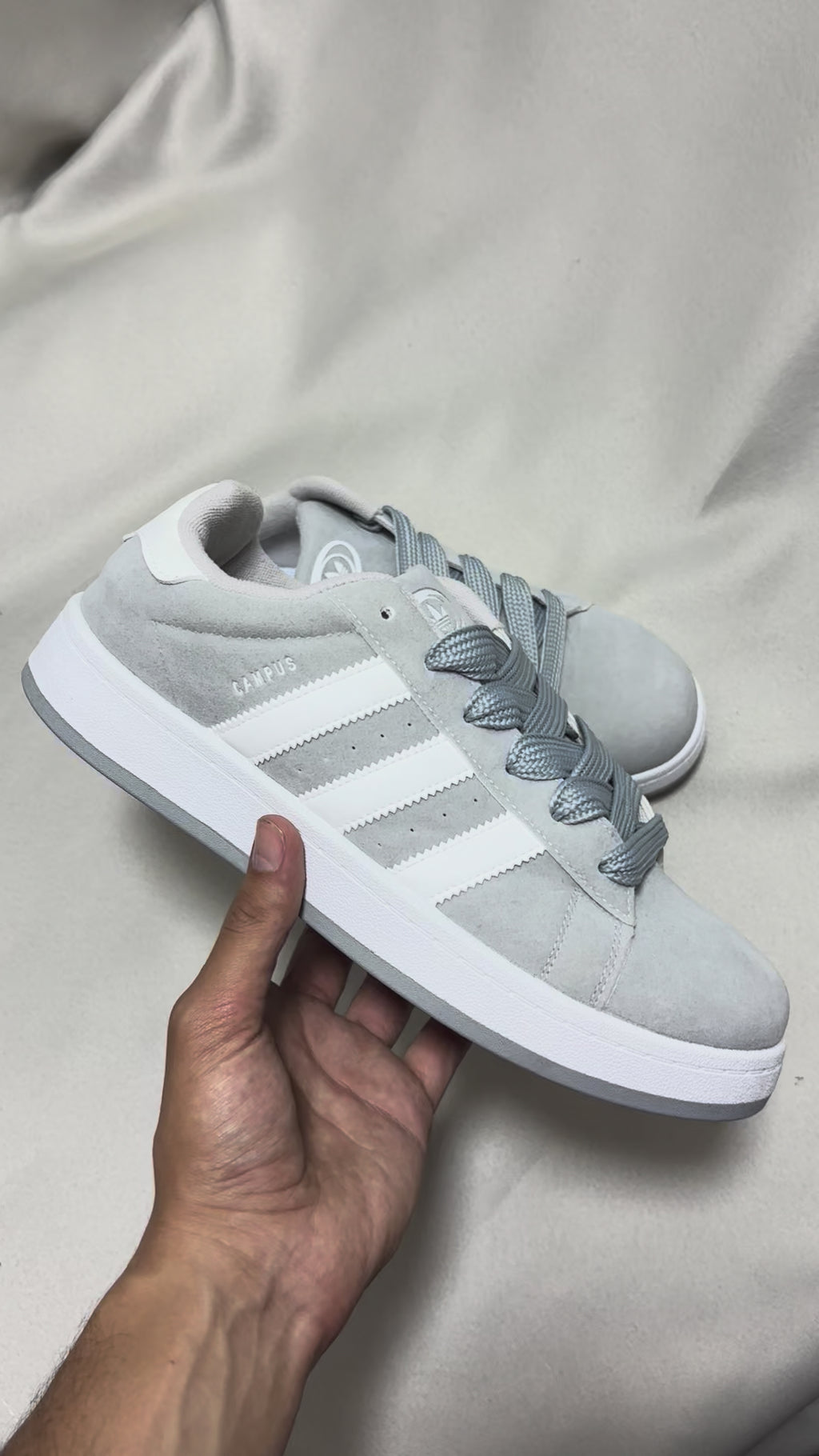 Adidas campus