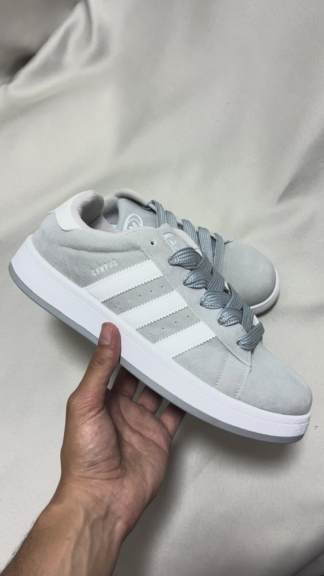 Adidas campus